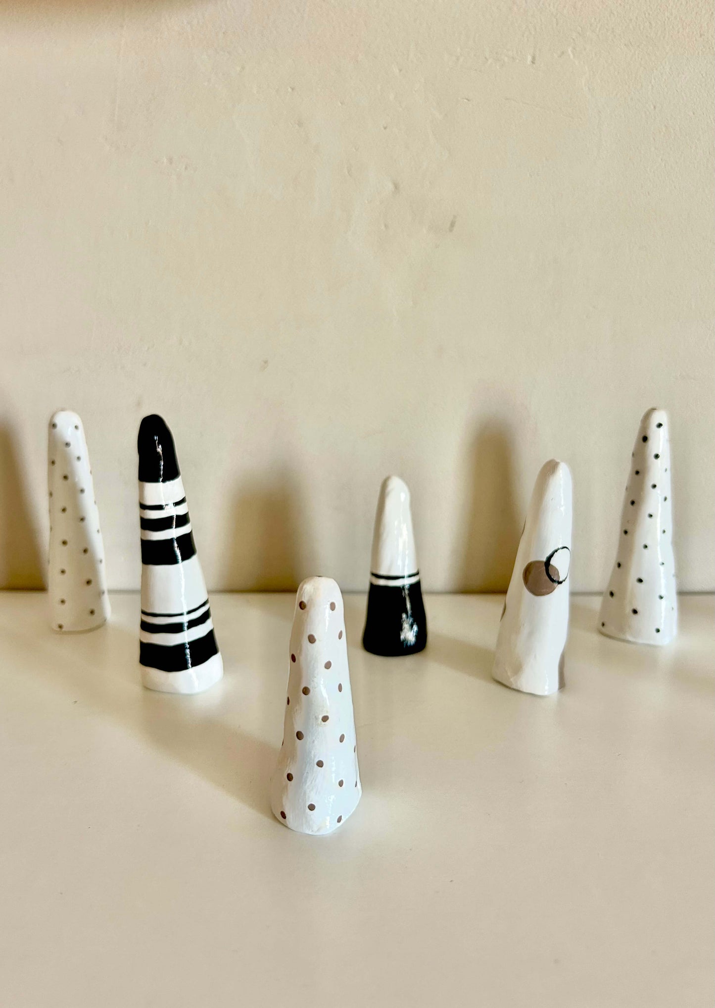 porta anillos de ceramica PICO 1